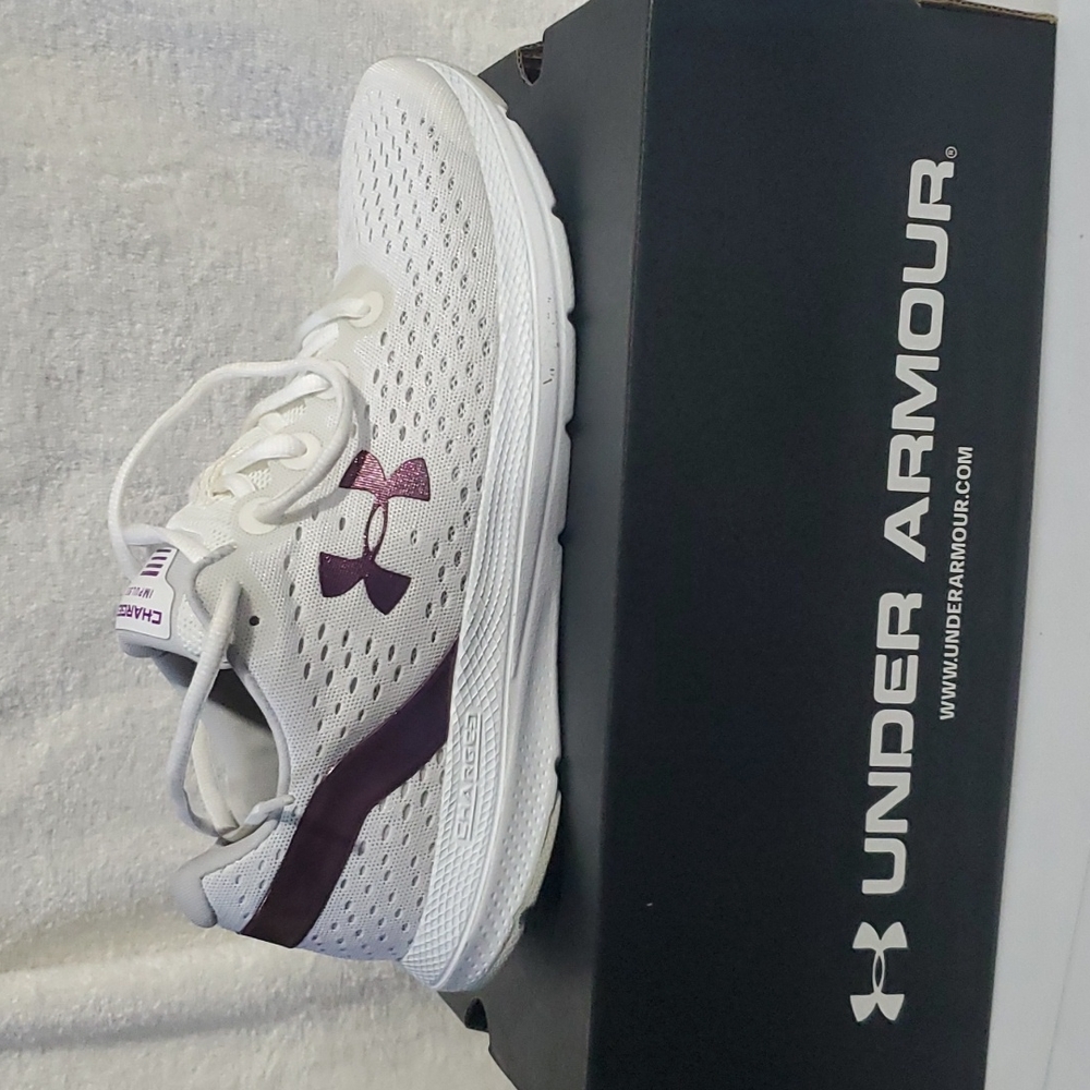 Women's UA size 8.5 shoes, new in box